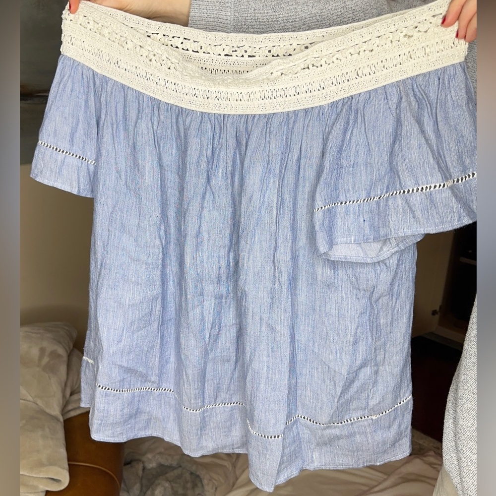 Westbound Petites Denim & Lace Off Shoulder Flowy Shirt. Size P/XL